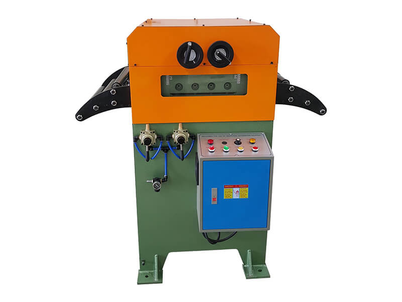 Metal Straightener Machine