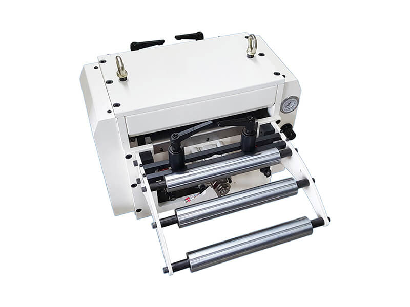 The automatic feeder makes the operation more convenient.3 In 1 straightener Feeders saler(图1)